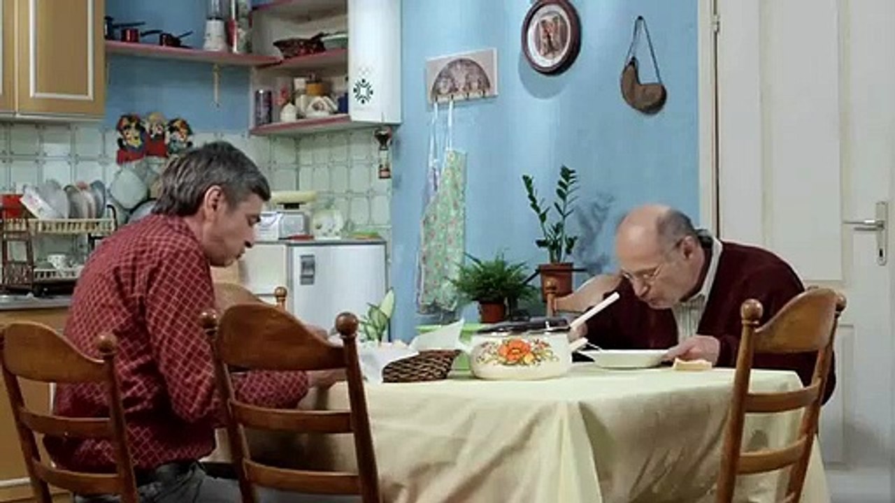 Lud, Zbunjen, Normalan (2014) Epizoda 177