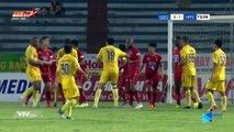 Nam Định bị trọng tài từ chối 1 bàn thắng, 1 quả penalty ở Thiên Trường- Đúng hay sai- - NEXT SPORTS