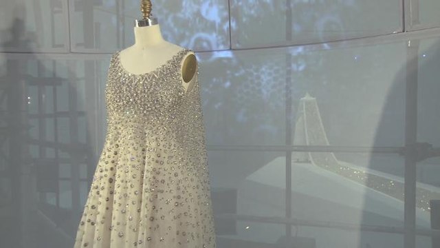 Manus x Machina Gallery Views: Fashion in an Age of Technology | Met Fashion