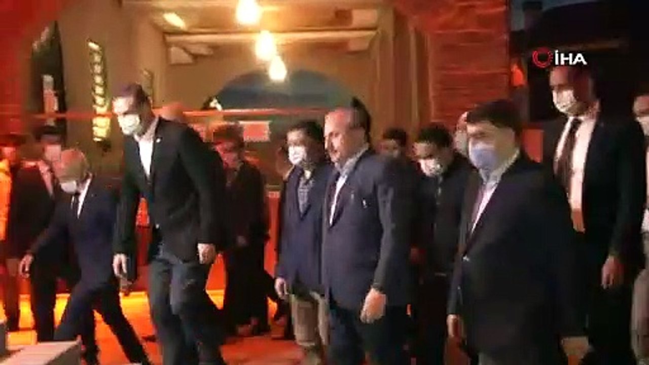 TBMM Başkanı Şentop Hacı Bayram Veli Camisi'nde namaz kıldı