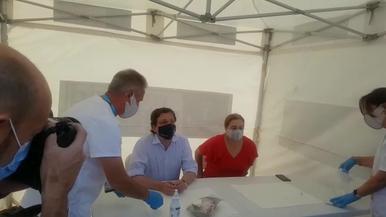 El alcalde de Madrid da negativo en el test serológico de Covid-19