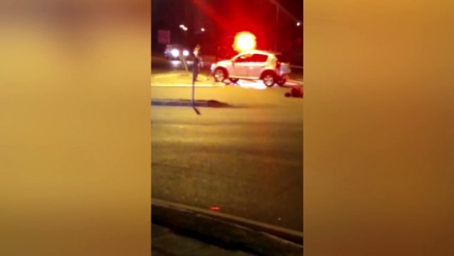 Troca de tiros em confronto provoca acidente e deixa suspeito baleado