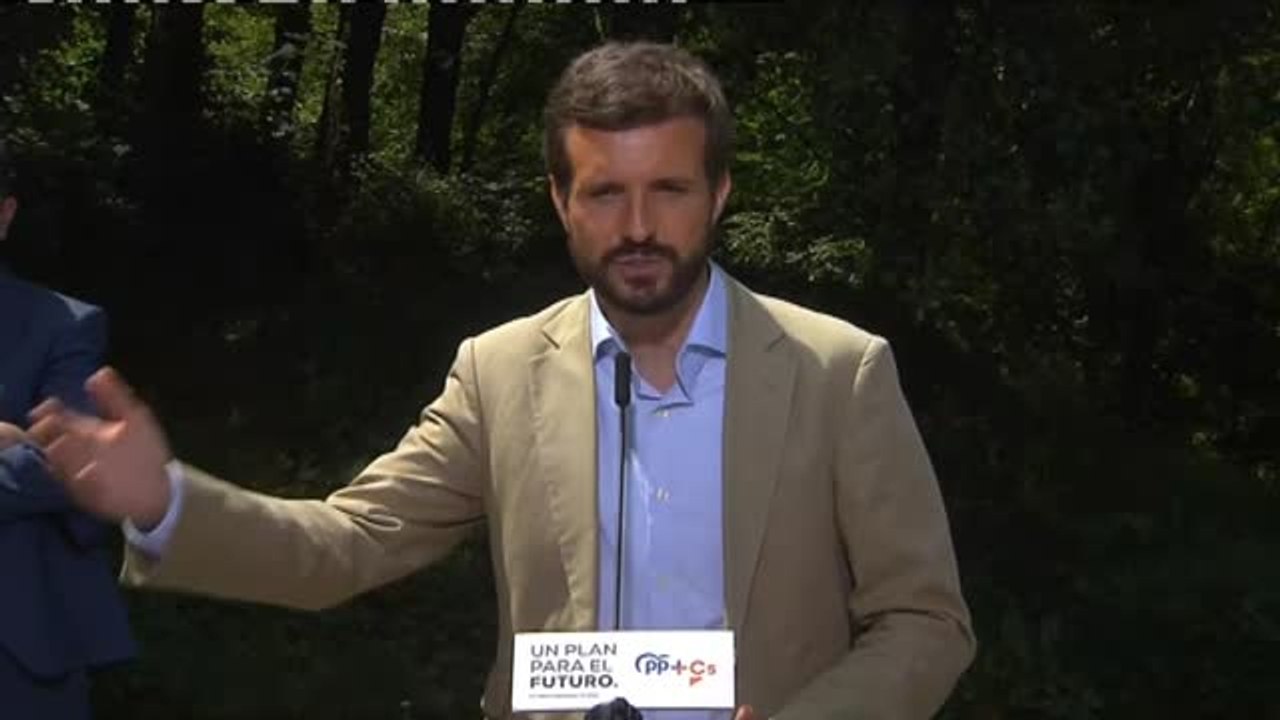 Casado acusa a Sánchez de hipócrita al "confesar" a un medio italiano que nunca se planteó pactar con el PP