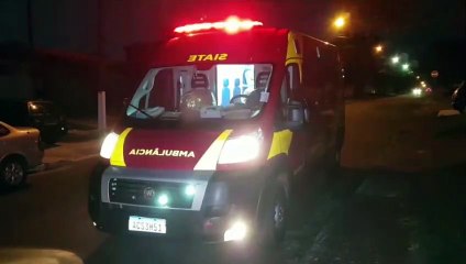 Homem é atendido no Clarito ao sofrer entorse de tornozelo