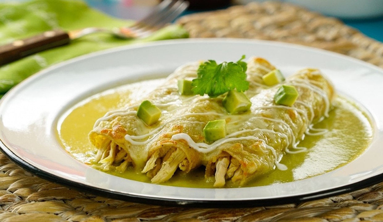 Enchiladas suizas verdes con queso gratinado Vídeo Dailymotion