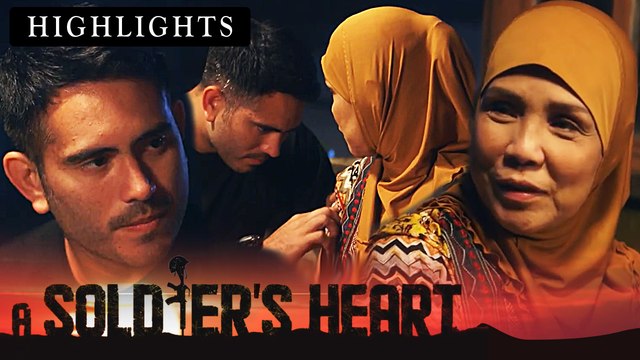 Alex take cares of his mother | A Soldier's Heart