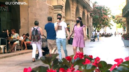 Minden nyilvános helyen kötelező a maszk Katalóniában és Baszkföldön