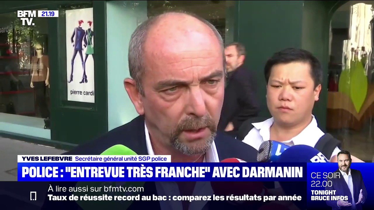 "Au-delà des mots d'amour, on veut maintenant des actes d'amour." Les syndicats de police saluent une "entrevue très franche" avec Darmanin