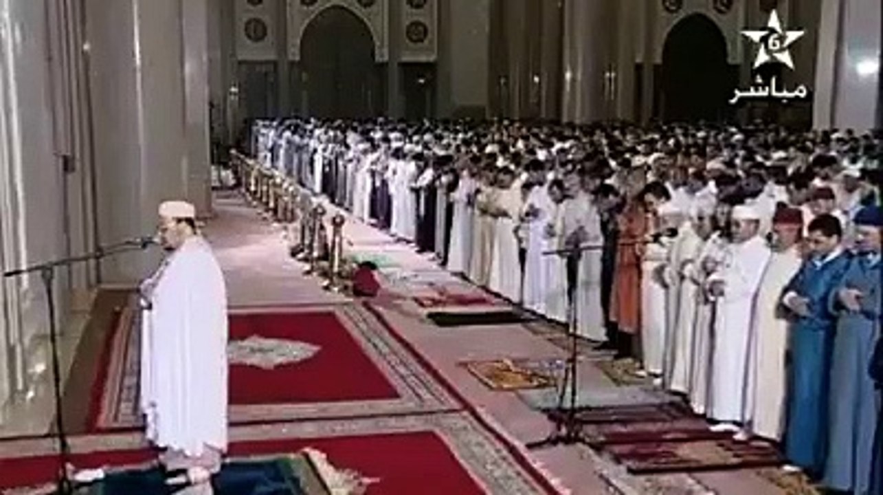 مقطع تقشعر له الأبدان من سورة الأنبياء .. _إن هذه أمتكم أمة واحدة وأنا ربكم فاعبدون _(360P)