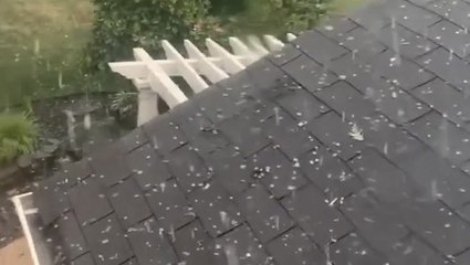 Descargar video: Gusty winds and hail hit West Virginia