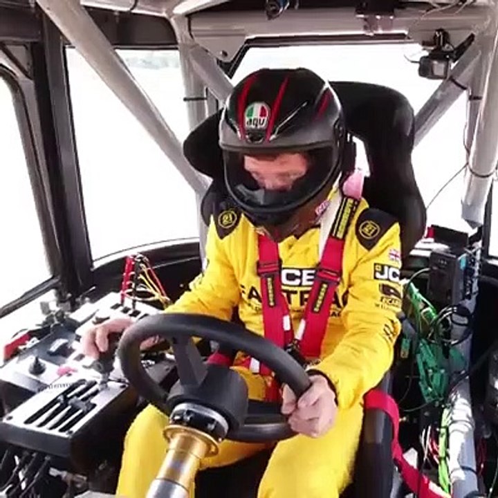 High speed JCB vehicle