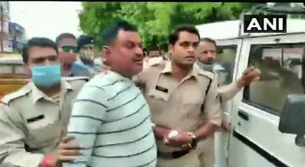 VIDEO: मीडिया देखकर चिल्लाया- मैं विकास दुबे हूं कानपुर वाला