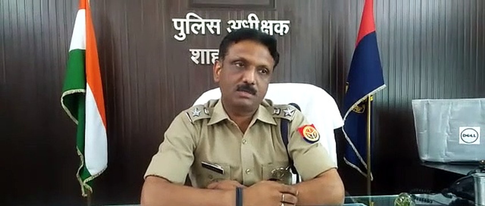 विकास दुबे को चौराहे पर लटका कर गोली मारो... शहीद के परिजन बोले