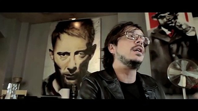 Les chaines télé ne veulent pas des clips trop pro-noir . Ca peut faire peur. Donc il nous faut des blancs .Est-ce que les quotas existent dans le rap français ?Source : Les clippeurs