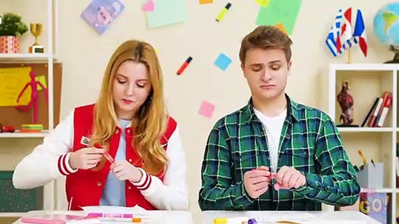 EASY BACK TO SCHOOL HACKS AND SCHOOL SUPPLIES IDEAS -- DIY School Tips by 123 GO!