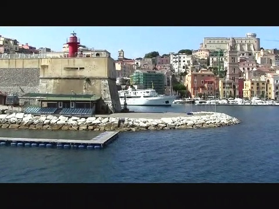 Guardia di Finanza commemorazione Gaeta il Santa Lucia affondato nel 1943