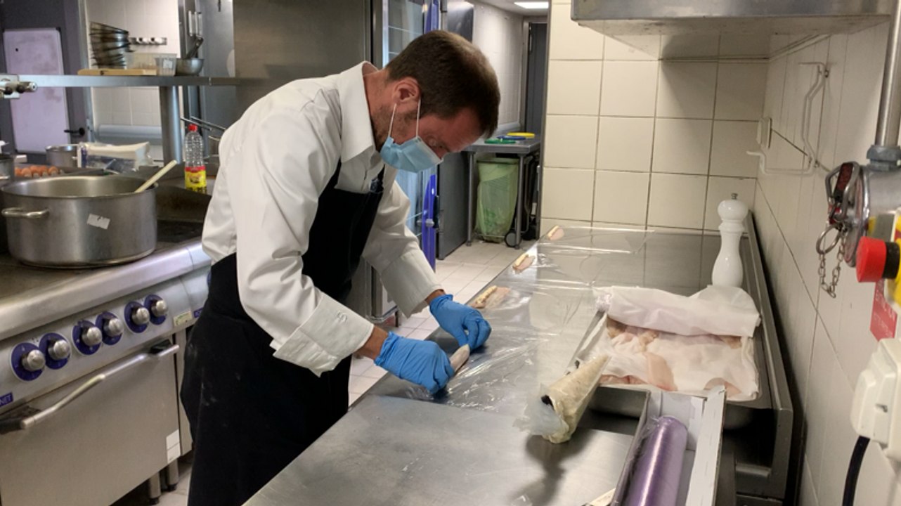 De la cuisine à l’assiette, le repas du chef étoilé a ravi les résidents de l’Ephad.