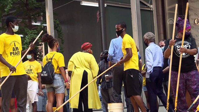 Trump Tower önüne 'Black Lives Matter' yazısı - NEW YORK