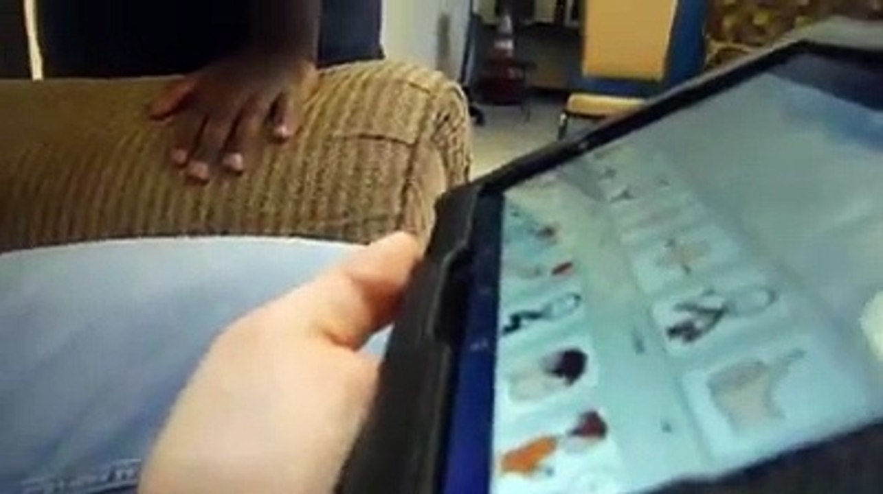 Adult with Autism answering friends question using Letmetalkaactalker