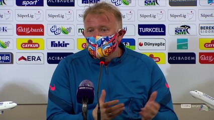 Download Video: Maçın ardından - Hes Kablo Kayserispor Teknik Direktörü Prosinecki - RİZE