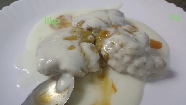 Ghar per baney resturent style moong dal dahi vada recipe and imli ke chutney.. sabut moong dal recipe. .. साबुत मूंग दाल दही वड़ा रेसिपी और इमली की चटनी.... Tamarind chutney