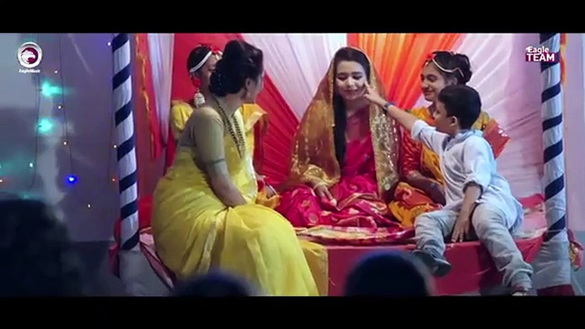 ⁣Moyna Re | Tasrif Khan | Kureghor Band | Bangla New Song 2018 | Official Video . Village songs. mill