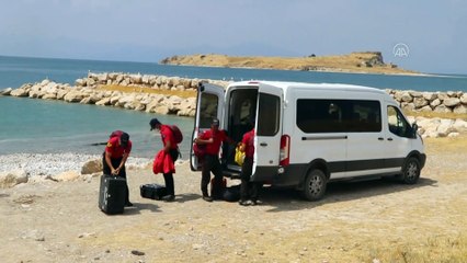 Van Gölü'nde 3 ceset daha bulundu (2)