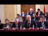 Report TV - Mbledhja e grupit të PS vonon nisjen e seancës plenare, debate për kandidaturën e KLSH!