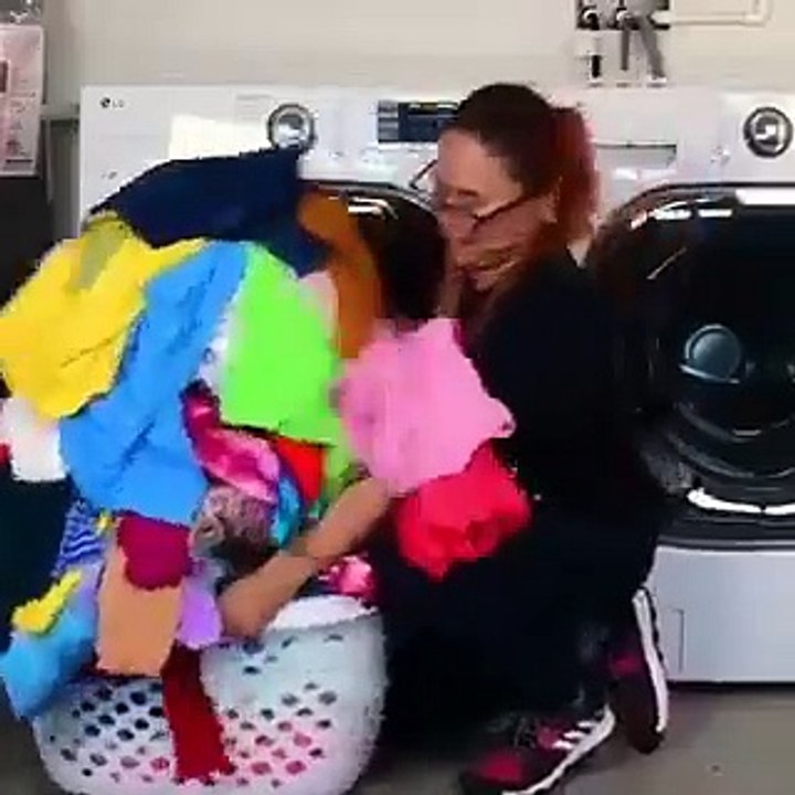 Une technique efficace pour plier facilement les vêtements