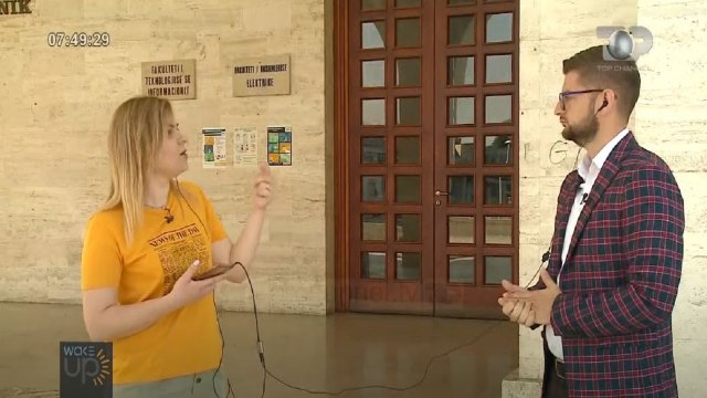 Wake Up/ Lufta rektorat-dekanat në UT po mban peng diplomat e studentëve dhe sistemin Universitar