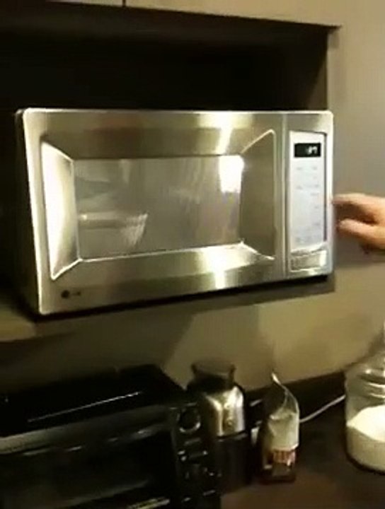 Voici pourquoi il ne faut pas mettre un œuf dans un micro-onde.