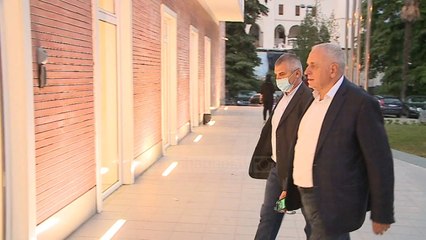 Top News - Moshapja e kufijve nga BE/ Shehu-Rama na futi sërish në izolim