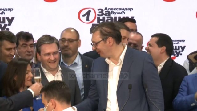 Top News - Zyrtarët e lartë Serbe/ Me covid pasi festuan fitoren