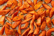 Easy Roasted Carrots Are The Perfect Side For Every Meal!