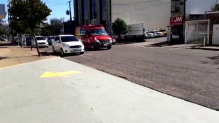 Mulher é levada a hospital após queda no Bairro Coqueiral