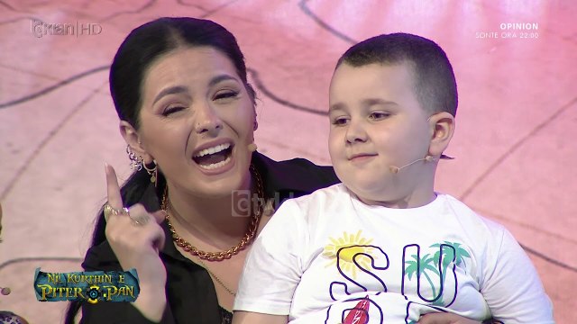 Mua me thone barkmadh , keshilla e Fifit per Anrin: Kush ka komplekse me veten te mos ia...