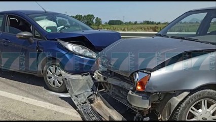 TRE TE PLAGOSUR NE AKSIDENTE, PERPLASEN 3 MJETE NE LAÇ - News, Lajme - Kanali 7