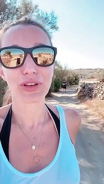 Έτσι η Κάτια τρολάρει τον Σάκη! Αυτό είναι το μαγικό μέρος των διακοπών τους