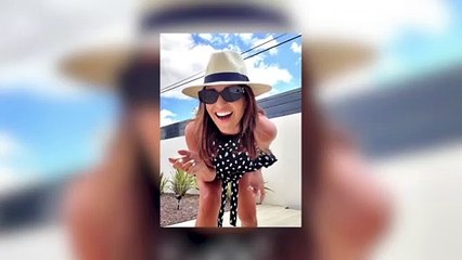 Paula Echevarría responde a sus haters con un posado en bikini presumiendo de curvas