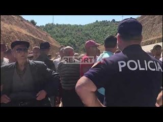 Ndërtimi i një pike grumbullimi mbetjesh,banorët  fshatit Geshtenjas të Pogradecit dalin në protestë