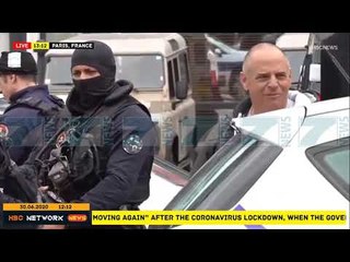PANIK NE QENDREN TREGTARE NE PARIS NGA NJE BURRE I ARMATOSUR - News, Lajme - Kanali 7