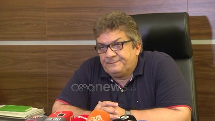 Ora News - Posta Shqiptare apelon pensionistët: Shmangni radhët, aplikoni për pensionin në shtëpi