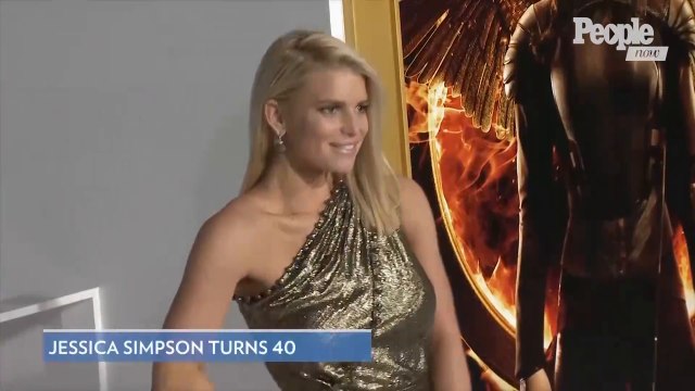 Jessica Simpson Marks the End of Her Thirties by Getting Back Into Her 14-Year-Old Jeans