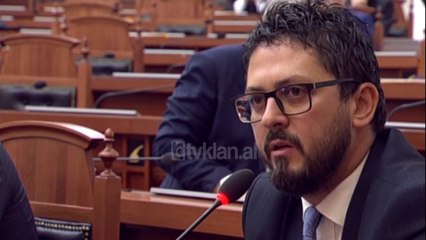 Deputeti ankesa per rrespektimin e rregullave te Covid ne Kuvend