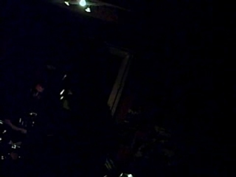 Adam's Song ( Blink 182 ) Cover by Global Warning