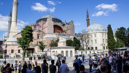 من جديد.. آيا صوفيا تعود مسجدا
