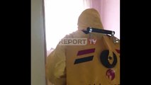 Report TV sjell pamjet nga momentet kur dezinfektohet banesa ku u vetëflijuan nënë e bijë
