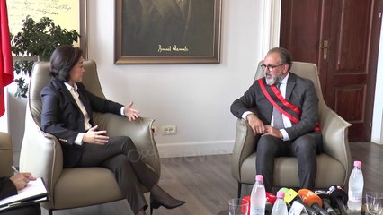 Ora News - Yuri Kim: Të zbatohet reforma në drejtësi që amerikanët të investojnë në Shqipëri