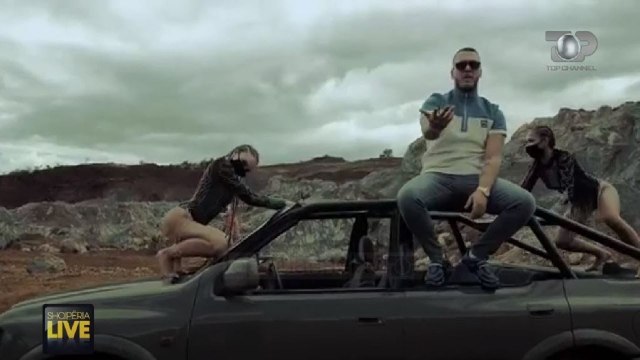 Ta haj P... ta haj ...shokon Mozzik, tekste banale në këngë - Shqipëria Live, 6 Korrik 2020