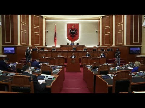 Ministrja e Arsimit Besa Shahini ne Interpelance